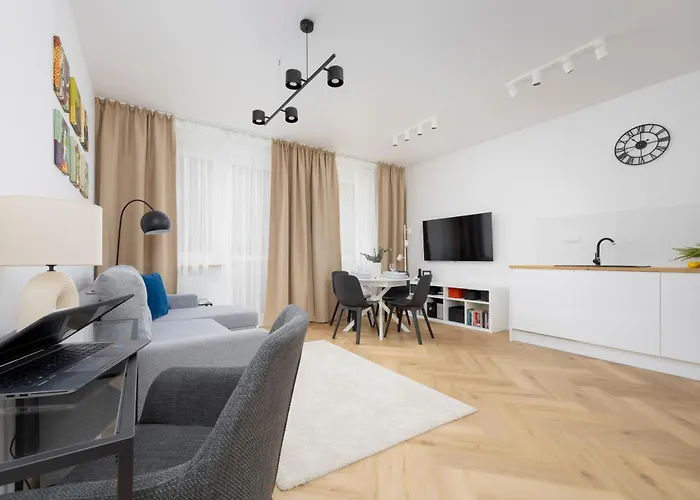 Comfortable With Two Bedrooms & Parking By Renters Daire *