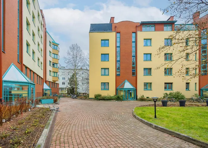 Daire Comfortable With Two Bedrooms & Parking By Renters